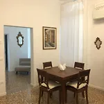 Esclusivo A Rialto Apartament