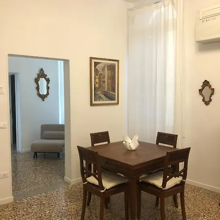 Esclusivo A Rialto Apartment